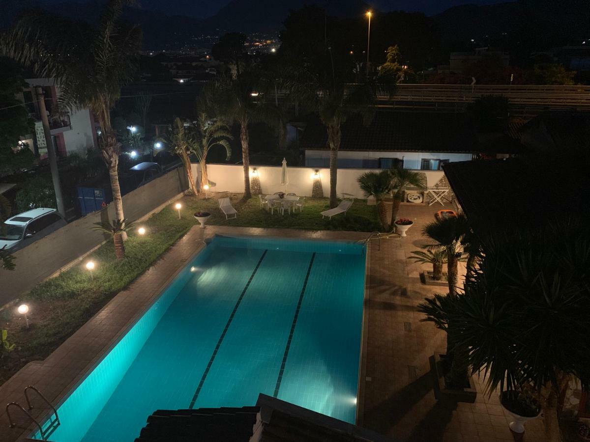 Casa Vacanze Villa Grace Villagrazia Di Carini 외부 사진