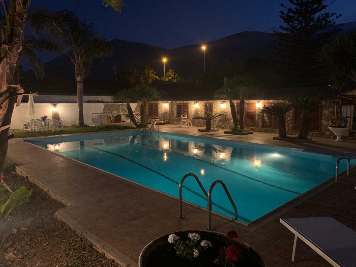 Casa Vacanze Villa Grace Villagrazia Di Carini 외부 사진